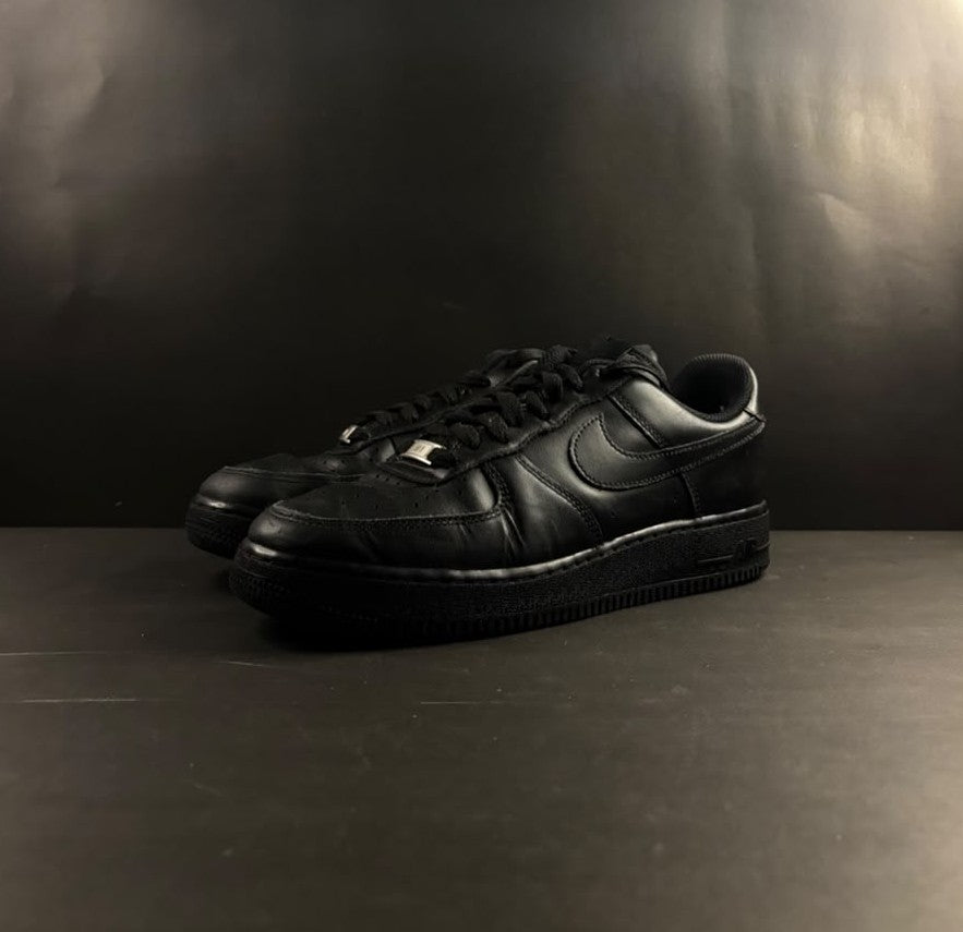 Nike Air Force Black Low