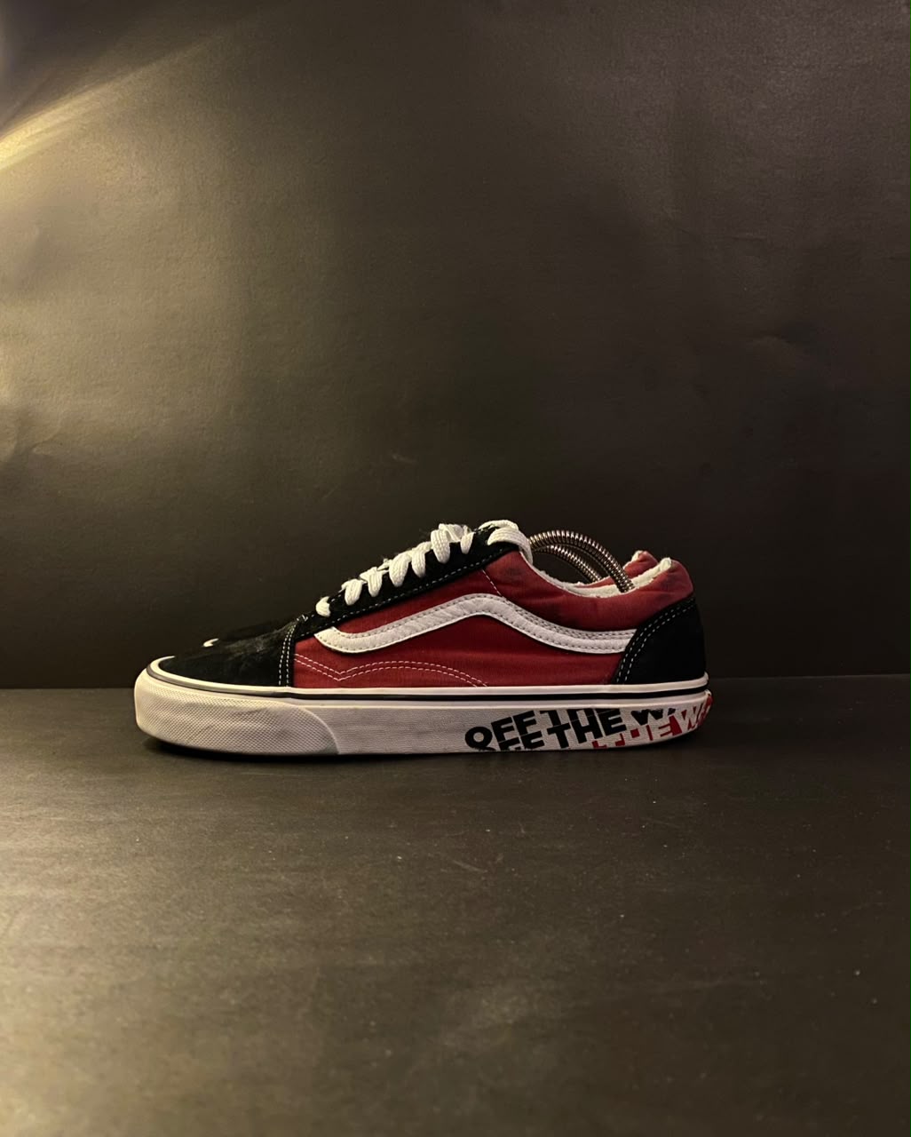 Vans Old Skool Low-Top Red and Black