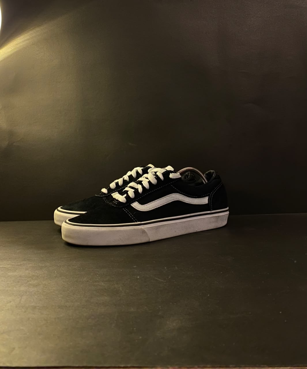 Vans Old Skool Black and White Low-Top