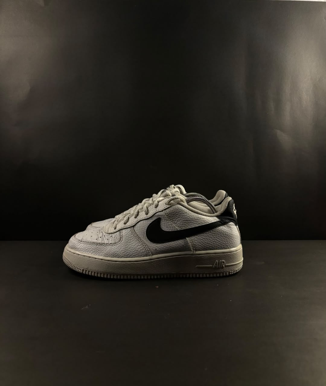 Nike Air Force 1 Low '07 White Black Pebbled Leather