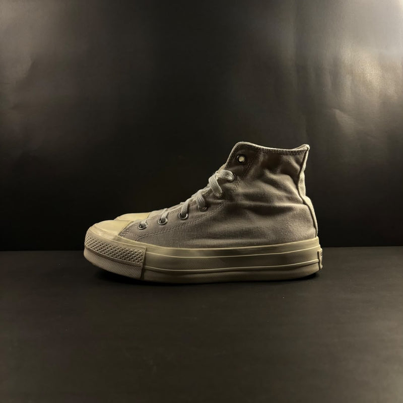 Converse Cream Taylor Chunks
