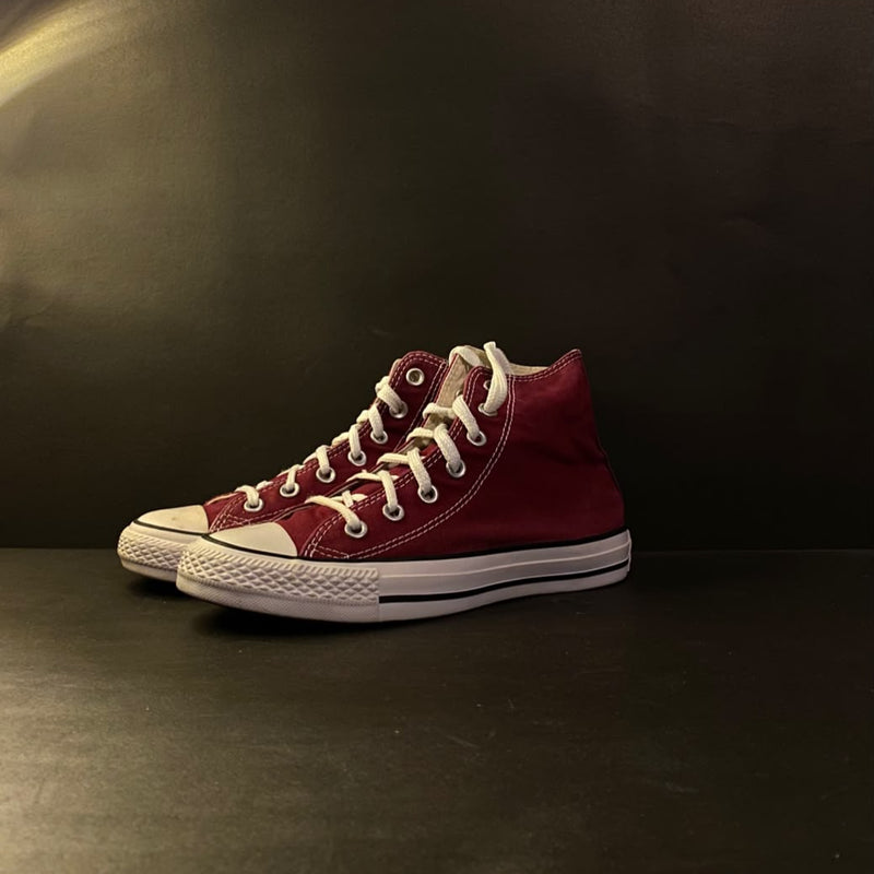 Converse High Tops Maroon